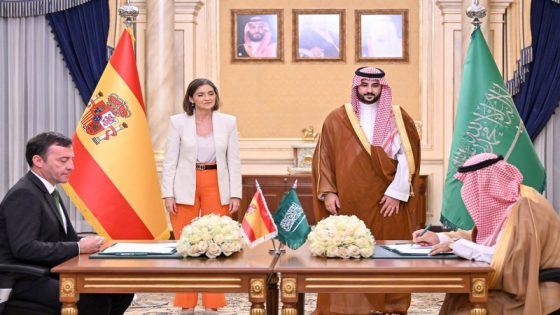 اتفاق سعودي-إسباني لبناء سفن قتالية متعددة المهام