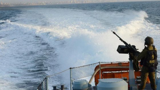 بحرية الاحتلال تستهدف الصيادين شمال قطاع غزة