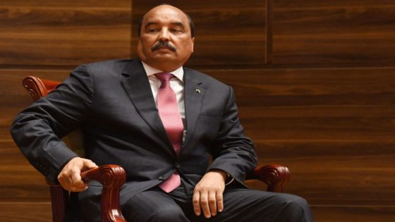 الرئيس الموريتاني السابق يعتزم الانخراط في العمل السياسي