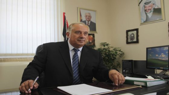 وزير التعليم العالي والبحث العلمي محمود أبو مويس