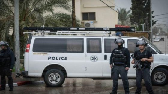 الشرطة الإسرائيلية تعتدي على وفد “فتح” المهنئ للمناضل ماهر يونس