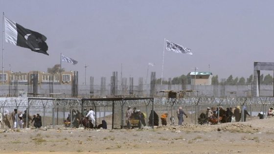 إغلاق معبر حدودي رئيسي بين باكستان وأفغانستان