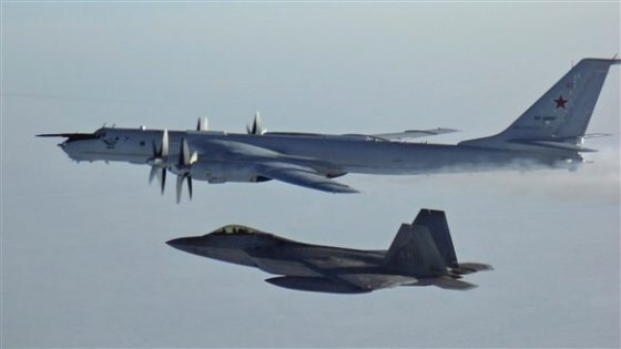 مقاتلتان أميركيتان تعترضان أربع طائرات روسية قرب آلاسكا
