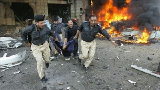 انفجار سابق في باكستان