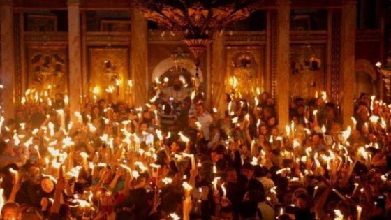 الكنائس المسيحية الغربية تحتفل بـ”سبت النور”