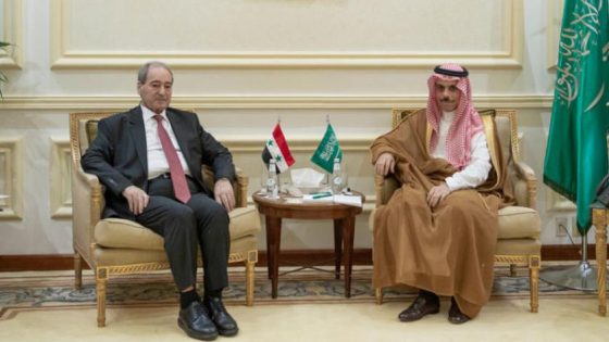 السعودية تدعم الدولة السورية لبسط سلطتها