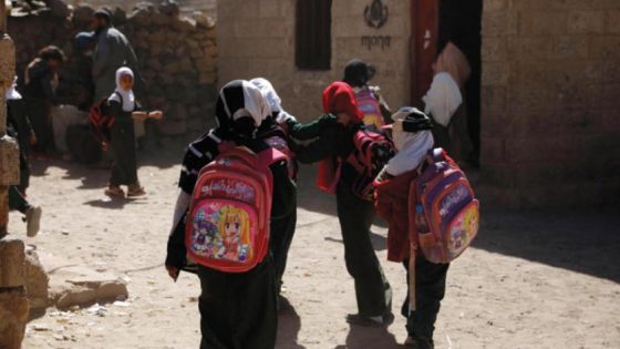 تحذيرات يمنية من انتهاكات ضد الأطفال في مراكز الحوثيين الصيفية