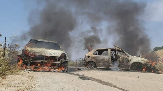 مستعمرون يحرقون 3 منازل ومركبتين في دوما جنوب نابلس