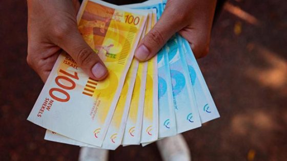 المالية: الرواتب غداً بنسبة 85%