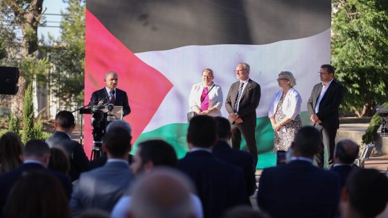 رئيس الوزراء محمد اشتية يلقي كلمته في يوم دول الشمال الأوروبي في رام الله