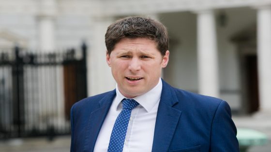 نائب أيرلندي يطالب حكومة بلاده بالاعتراف رسميا بدولة فلسطين