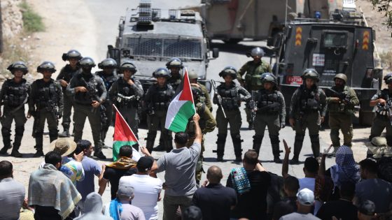 انتهاكات الاحتلال: شهيد وإصابات