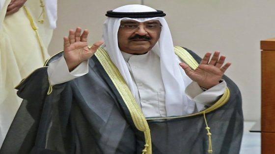 ولي العهد الكويتي يؤكد موقف بلاده الثابت تجاه القضية الفلسطينية ويطالب بوقف إطلاق النار