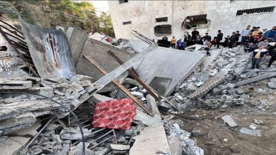 العدوان على غزة في يومه الــ34… غارات عنيفة على القطاع