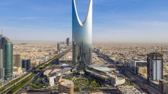اجتماع وزراء الخارجية العرب في الرياض تحضيرا للقمة العربية الطارئة