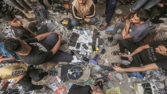 “الاتصالات”: بدء عودة خدمات الاتصالات في قطاع غزة