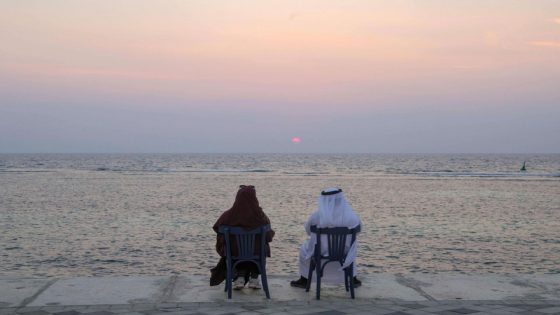السعودية والحوثيون يستعجلان اتفاقا يستبق توسع الأزمة في البحر الأحمر