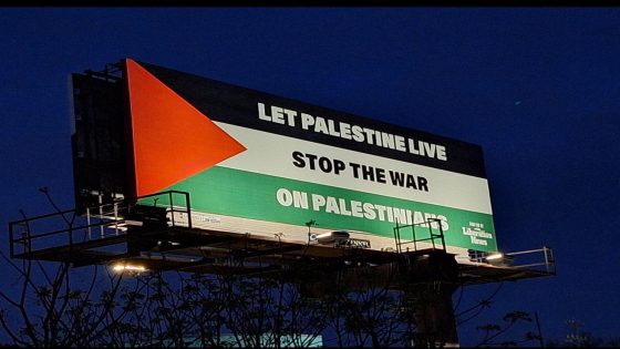 لوحات إعلانية ضخمة في مدن أميركية للدعوة لوقف الحرب على غزة