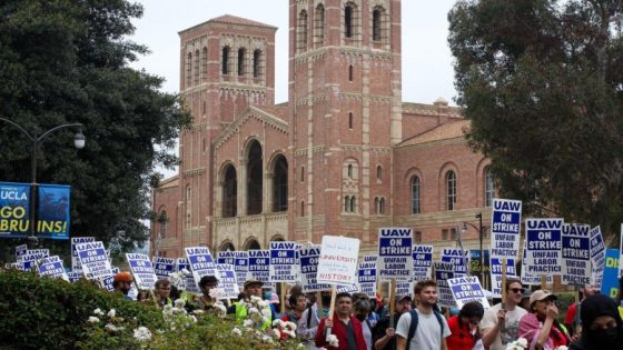 تضامناً مع فلسطين.. إضراب تاريخي للعاملين في “نظام جامعة كاليفورنيا”
