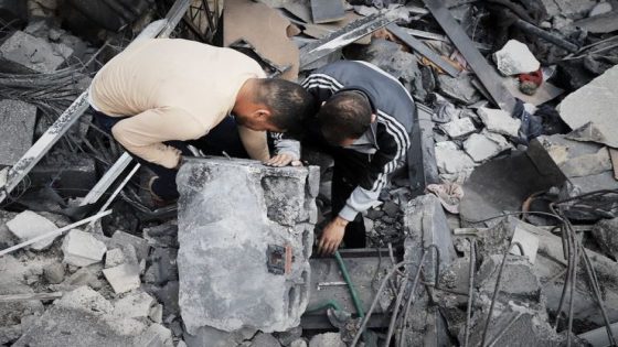 العدوان على غزة يدخل يومه الـ261
