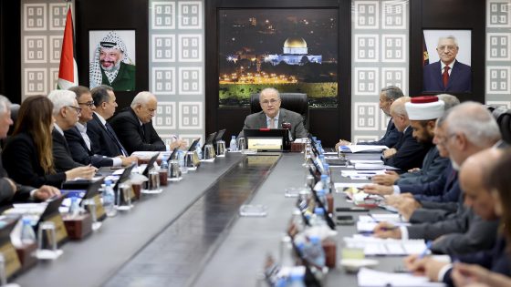 مصطفى: الجهود والاتصالات الدولية متواصلة في سبيل وقف الهجمة الوحشية المستمرة على أبناء شعبنا