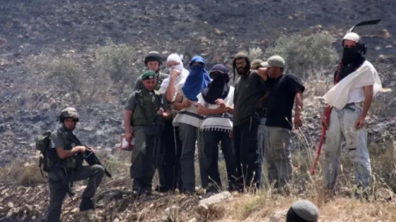 مستعمرون يحرقون عشرات أشجار الزيتون في مادما جنوب نابلس
