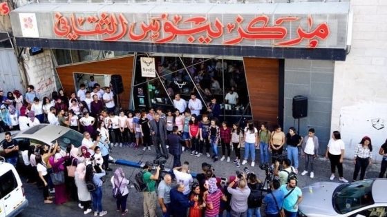 الاحتلال يقتحم مركز “يبوس” في القدس ويمنع عرض أفلام عن العدوان على غزة