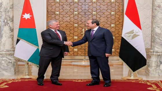 ملك الأردن يبحث مع الرئيس المصري ومسؤولين غربيين وقف التصعيد في المنطقة