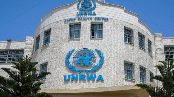 الأونروا: ظروف “مروعة” لـ15 ألف نازح في مدرسة بدير البلح