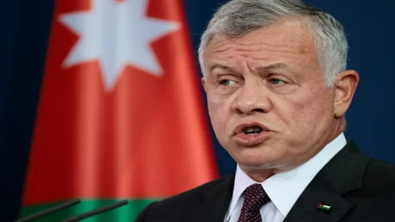ملك الأردن يقبل استقالة الخصاونة ويكلف جعفر حسان بتشكيل الحكومة الجديدة