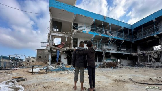 التربية تعلن إطلاق مدارس افتراضية لطلبة غزة