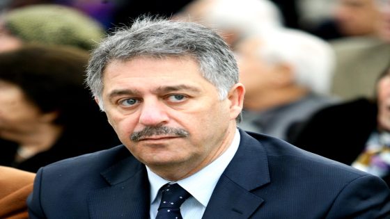 السفير دبور يتفقد النازحين من أبناء شعبنا بمراكز الإيواء في بيروت