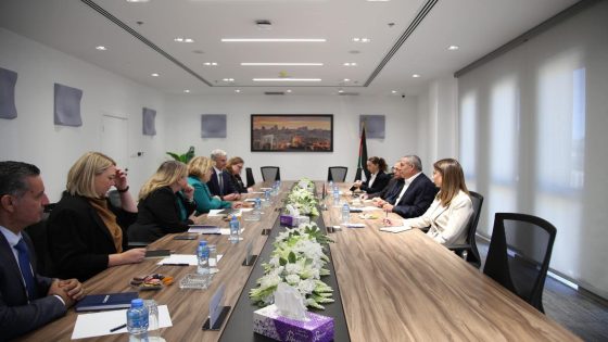 الشيخ لدى لقائه مسؤولة أميركية: نجدد رفضنا القاطع لأي محاولة إسرائيلية لتهجير شعبنا