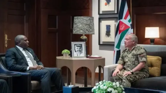 الملك عبد الله: الخطوة الأولى للتهدئة هي وقف الحرب على غزة ولبنان