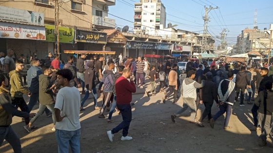 غضب في دير البلح من استغلال التجار لمعاناة المواطنين