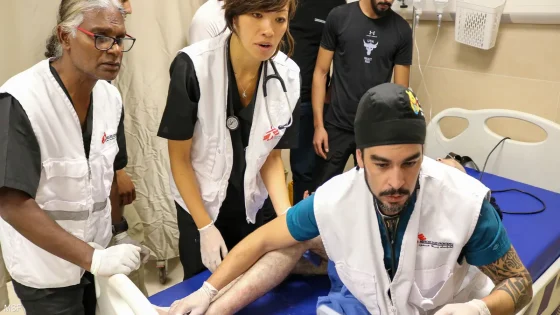 أطباء بلا حدود: 12 من أعضاء فريقنا وعائلاتهم محاصرون بالمواصي