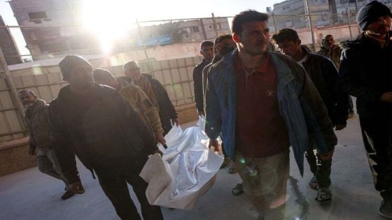 5 شهداء و20 مصابا في قصف الاحتلال منزلا بحي الزيتون في مدينة غزة