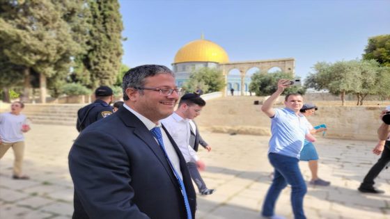 “الخارجية” تدين اقتحام بن غفير للأقصى وتحذر من مخططات الاحتلال التي تستهدف القدس ومقدساتها