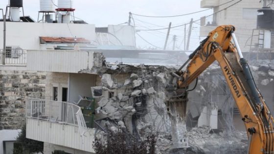 محافظة القدس: 3801 مستوطن يقتحمون الأقصى و36 عملية هدم خلال نوفمبر