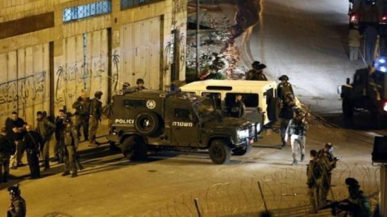 اقتحامات الضفة: اعتقالات وتفتيش منازل وخراب