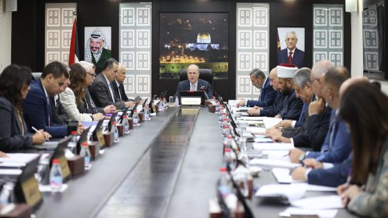 بتوجيهات من الرئيس: مجلس الوزراء يقرر تشكيل لجنة عمل لإدارة شؤون قطاع غزة