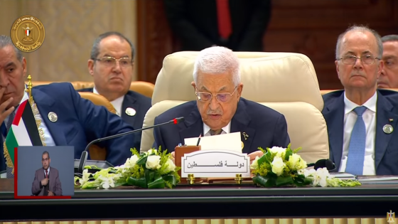 في كلمته أمام القمة الطارئة: الرئيس يشيد بالخطة المصرية الفلسطينية العربية لإعادة إعمار قطاع غزة