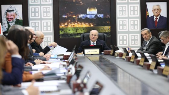 الحكومة تعلن تفعيل لجان الطوارئ في المحافظات للتعامل مع أي تطورات