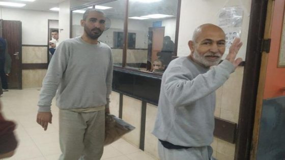 الاحتلال يفرج عن نحو 80 معتقلا من قطاع غزة