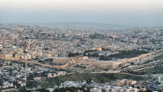 قطر تدين إغلاق الاحتلال الإسرائيلي صندوق ووقفية القدس