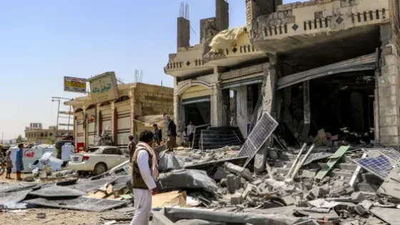 الحوثي: مقتل 30 وإصابة 50 بغارة أميركية على مركز للمهاجرين الأفارقة
