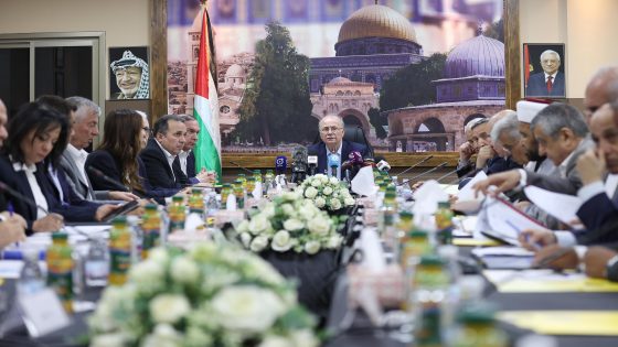 رئيس الوزراء من طولكرم: نواصل جهود الإغاثة والإعمار وسنظل إلى جانب أهلنا حتى زوال الاحتلال