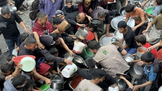 ألبانيز لأهل غزة: جوعكم عار علينا