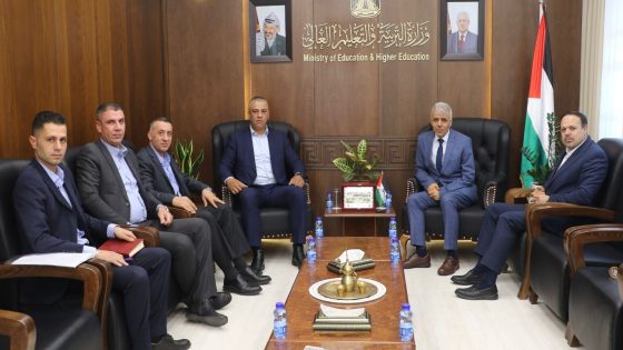 “التربية” والارتباط العسكري يبحثان ترتيبات عقد امتحان الثانوية العامة