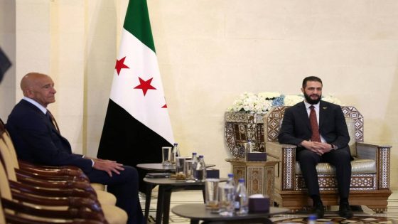 دمشق تجدد رفضها للفيدرالية وتدعو الأكراد إلى الانضواء في الجيش